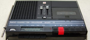 auf Start DDR Radio Kasettenrekorder IS2